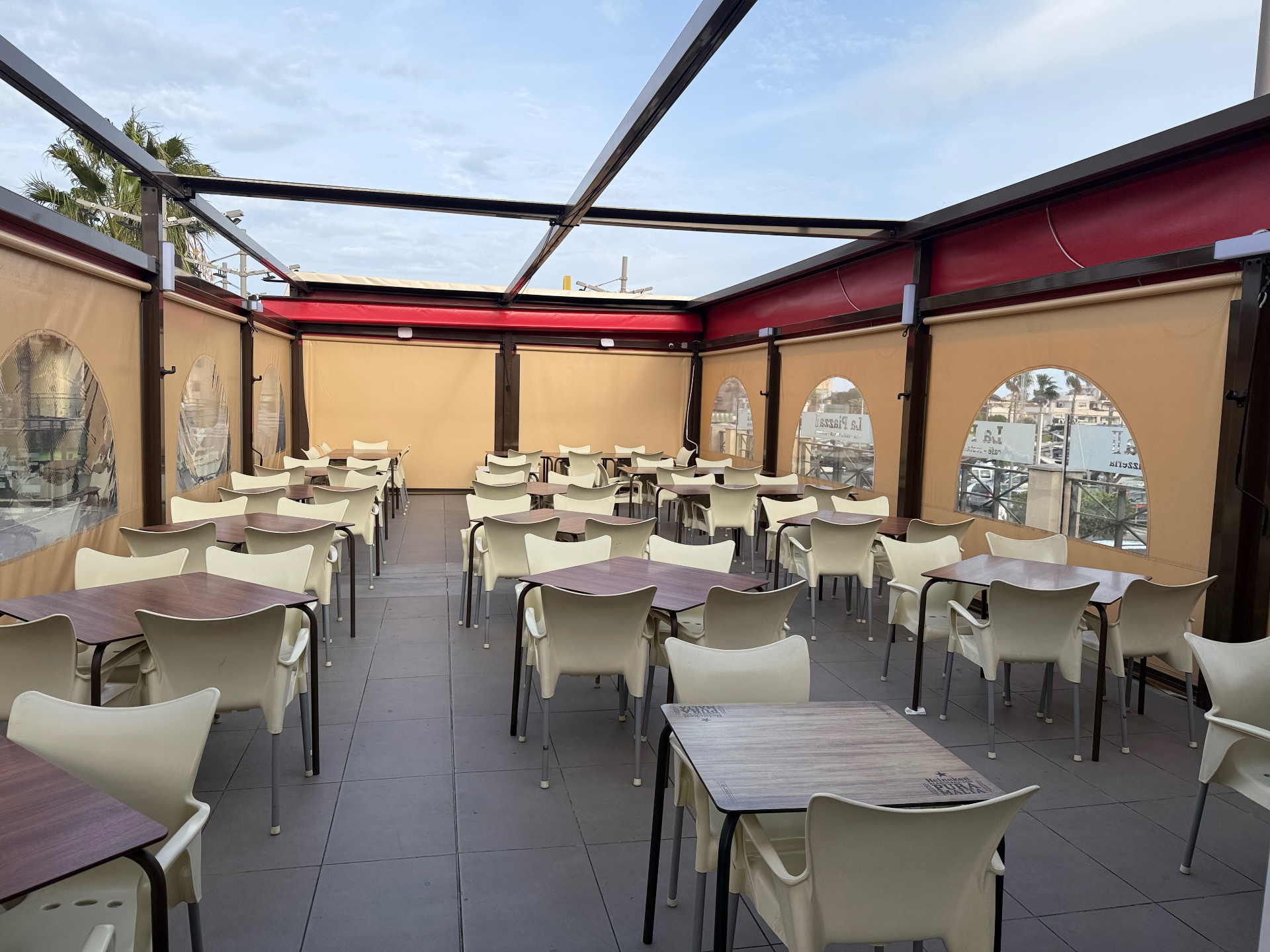 Spacious covered terrace at La Plazza II